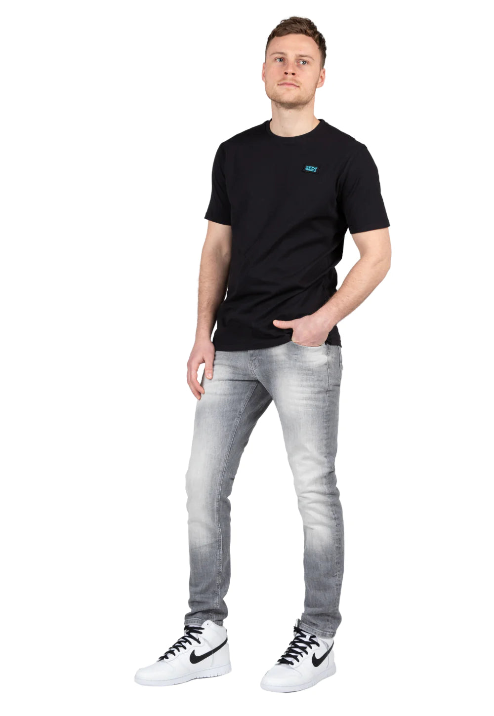 CLASSIC LOGO T-SHIRT - SCHWARZ