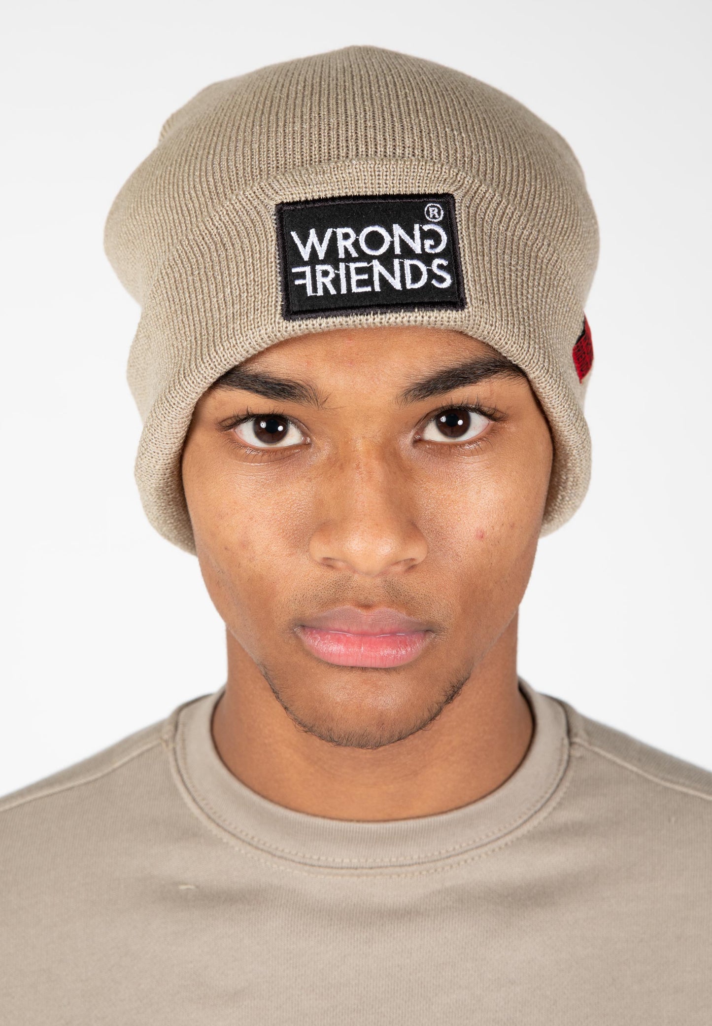 CLASSIC LOGO BEANIE TAUPE