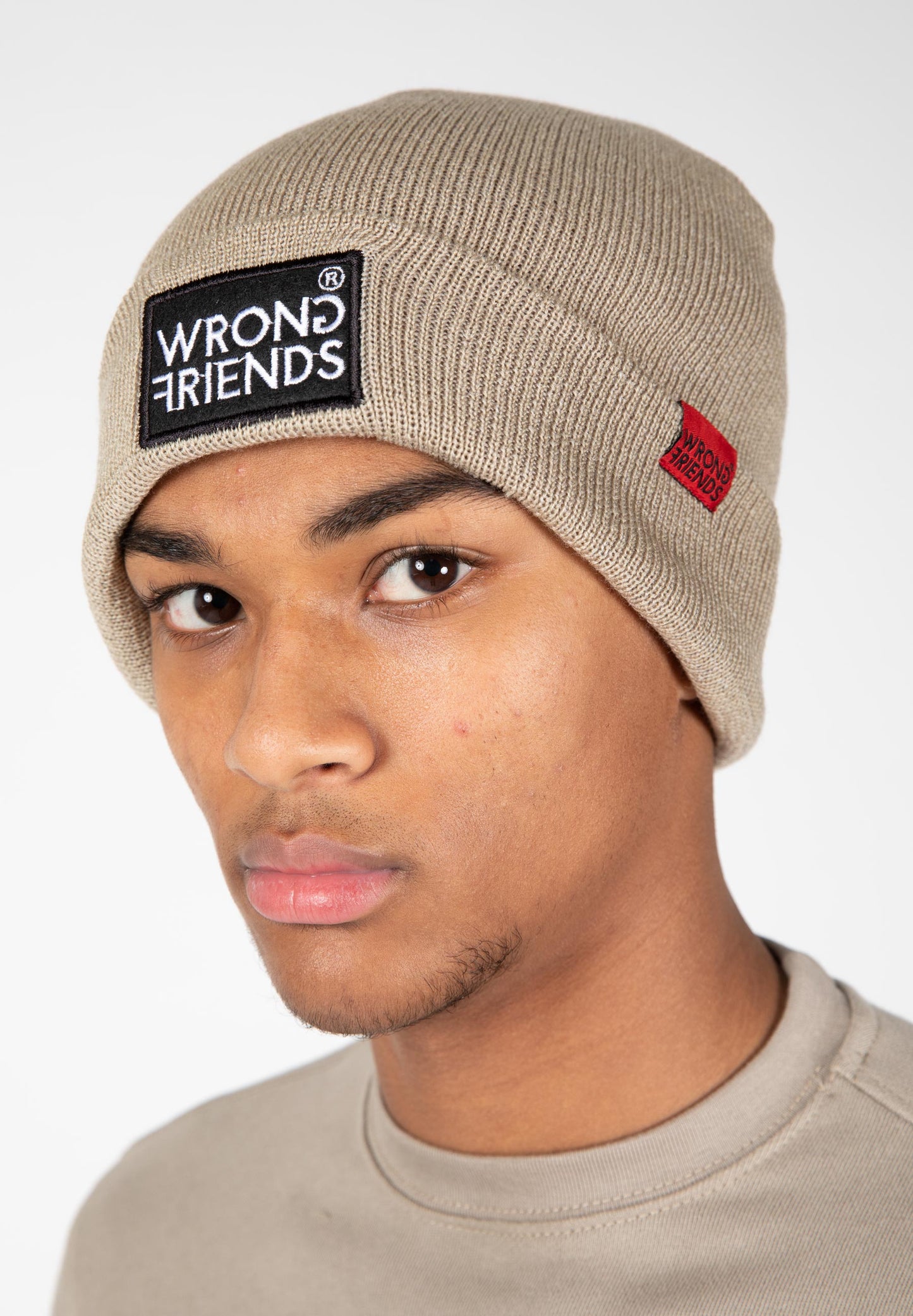 CLASSIC LOGO BEANIE TAUPE